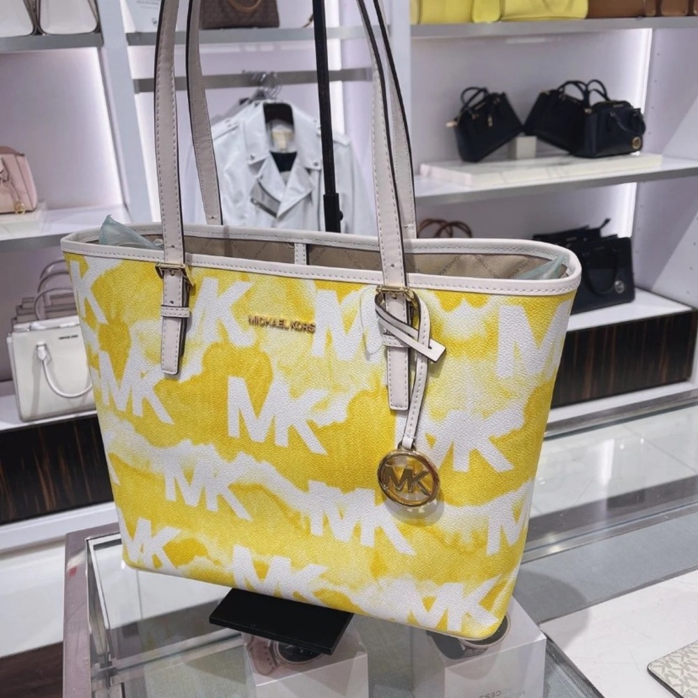 🌼SALE 🔥NWT MICHAEL KORS 🌼🌼